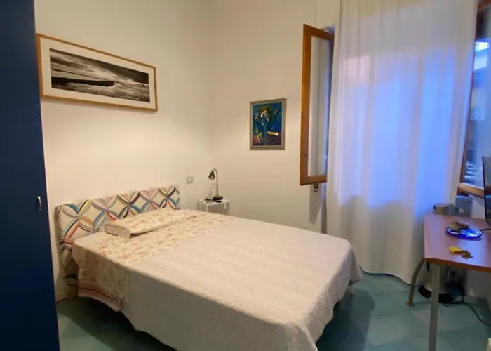 Casa Fornaciari Alojamento de Acomodação e Pequeno-almoço Viareggio